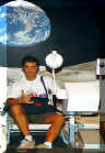 On the Moon !.JPG (30101 byte)
